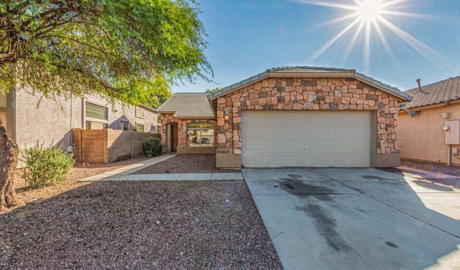11413 W LOCUST Ln, Avondale, AZ 85323 - 3 Beds, 2 Bath