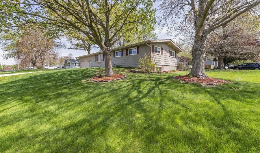 502 NW 9TH Ave, Aledo, IL 61231 - 3 Beds, 2 Bath