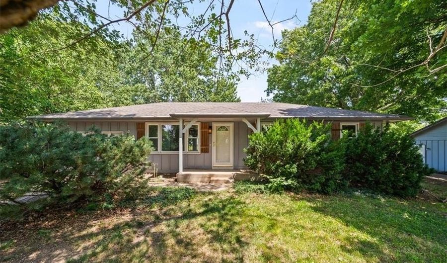 7 Hi View Ridge Dr, Archie, MO 64725 - 3 Beds, 2 Bath