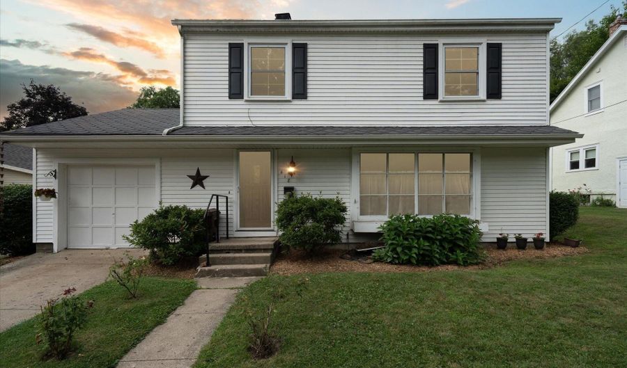 418 Darrow St, Albion, MI 49224 - 3 Beds, 2 Bath