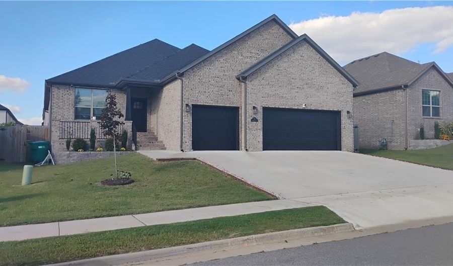 710 Harbison St, Bentonville, AR 72713 - 4 Beds, 3 Bath