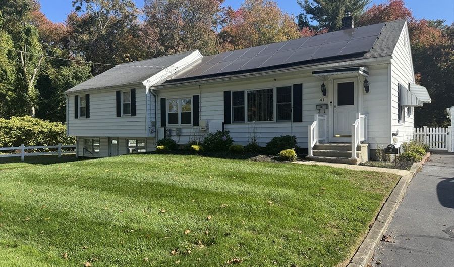 41 Mansion St, Bellingham, MA 02019 - 4 Beds, 2 Bath