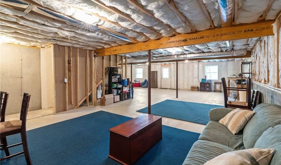 89 Silas Hill Way, Exeter, RI 02822 - 2 Beds, 3 Bath