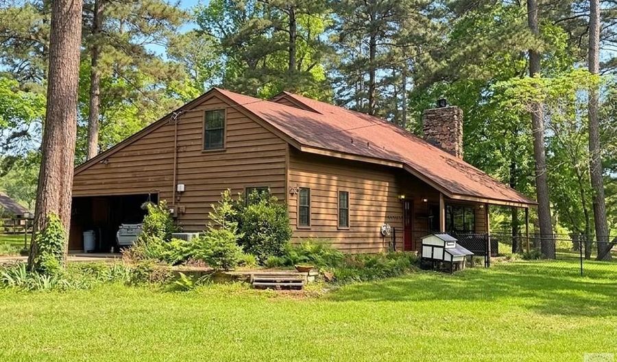 1741 Caddo Cir, Ashdown, AR 71822 - 4 Beds, 2 Bath