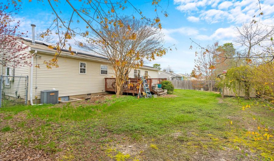 1421 Pacific Ave, Beachwood, NJ 08722 - 3 Beds, 2 Bath