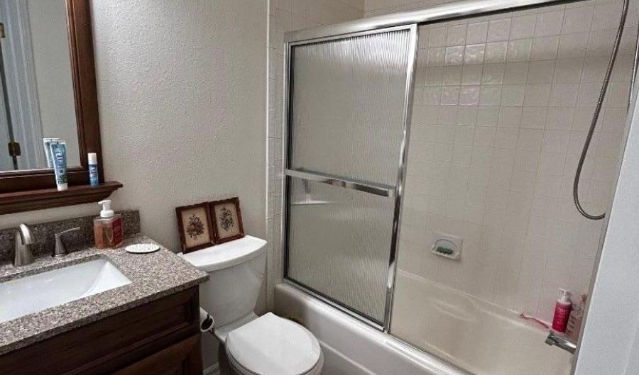 1 Pheasant Brook Court On, Bedminster, NJ 07921 - 2 Beds, 2 Bath