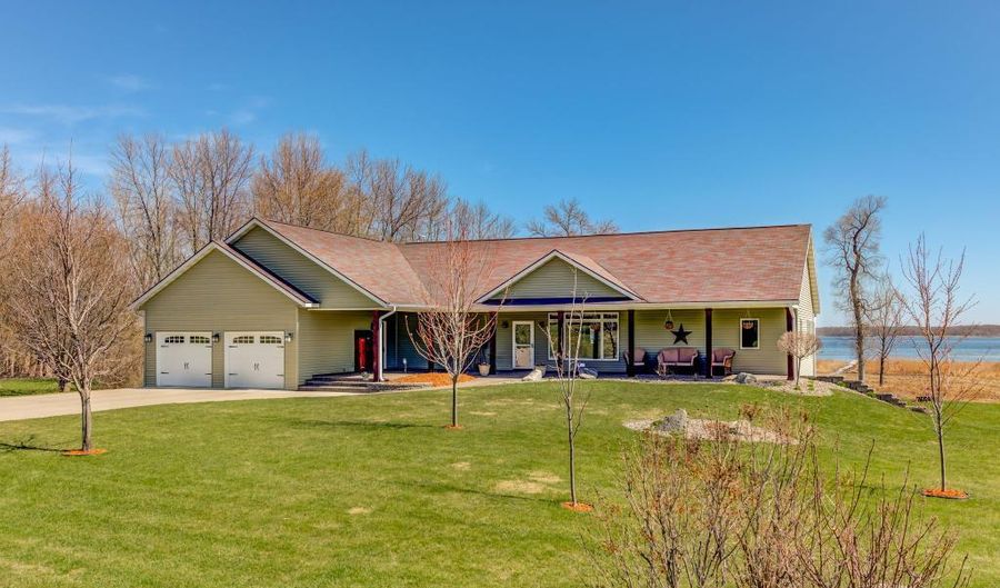 7267 Little Mary Cir SW, Alexandria, MN 56308 - 5 Beds, 3 Bath