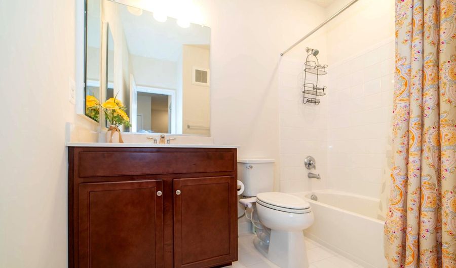 24558 ROSEBAY Ter, Aldie, VA 20105 - 3 Beds, 3 Bath
