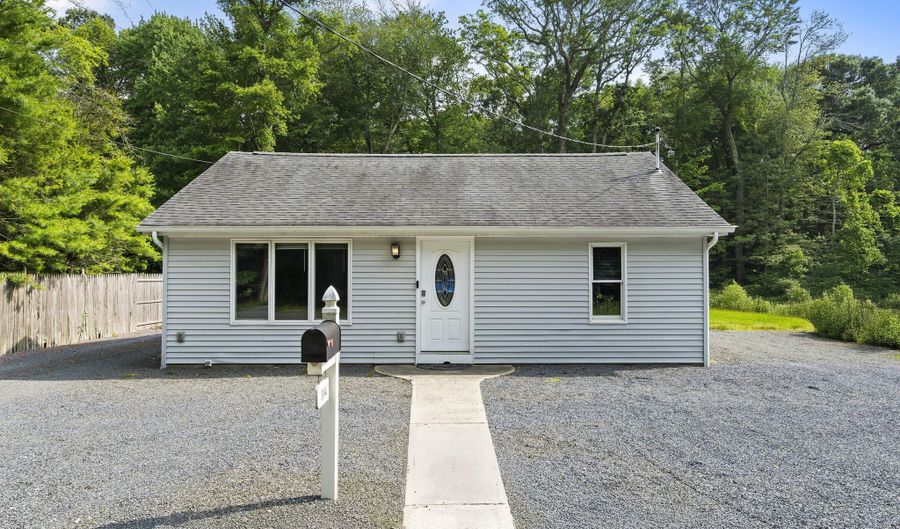 104 Sloop Creek Rd, Bayville, NJ 08721 - 2 Beds, 1 Bath