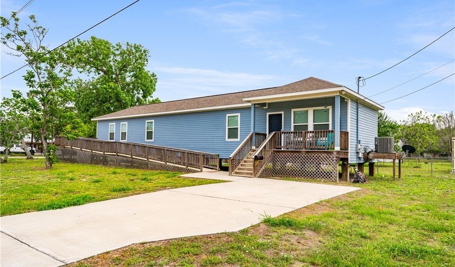 1109 W Nelson Ave, Aransas Pass, TX 78336 - 2 Beds, 0 Bath