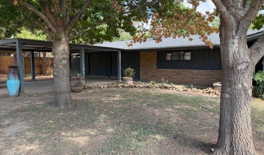 2073 Highland Ave, Abilene, TX 79605 - 2 Beds, 2 Bath