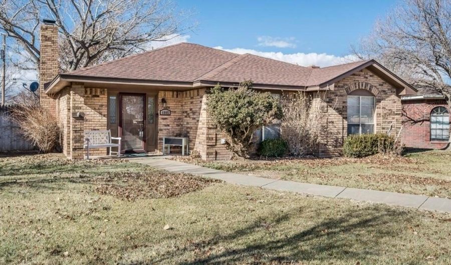 6805 DANIEL Dr, Amarillo, TX 79109 - 3 Beds, 2 Bath