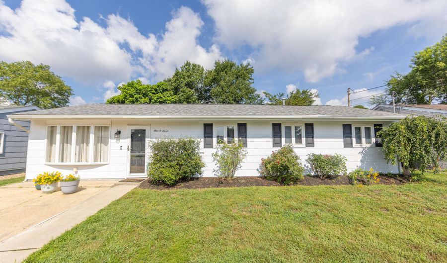 107 6th St, Barnegat, NJ 08005 - 3 Beds, 1 Bath