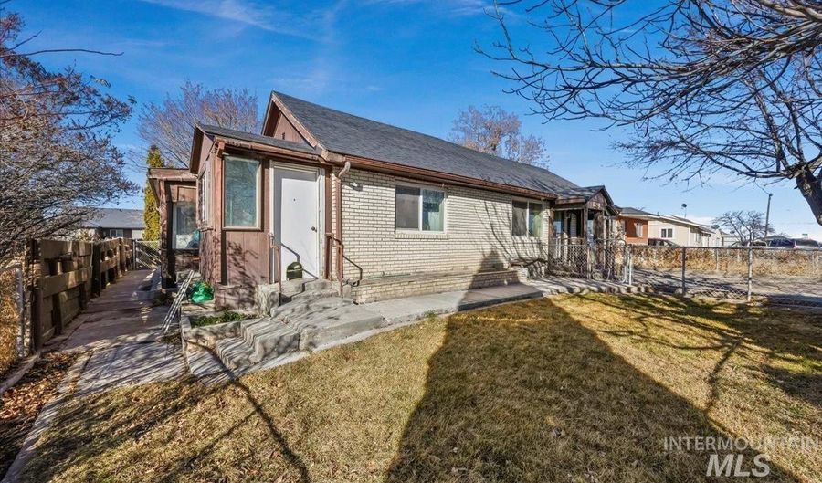 534 Miller Ave, Burley, ID 83318 - 4 Beds, 2 Bath