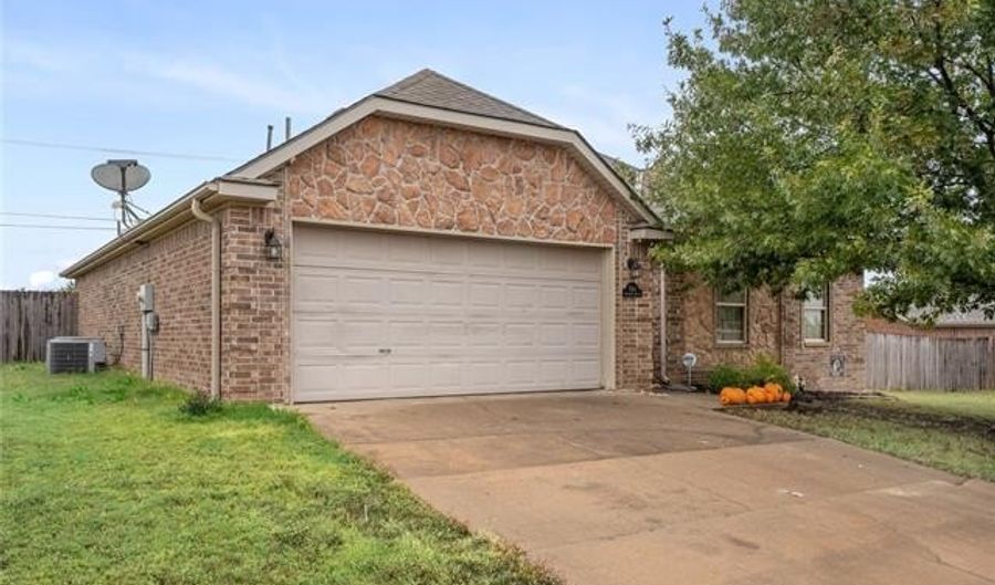 5514 Ashbrook Dr, Bartlesville, OK 74006 - 3 Beds, 2 Bath