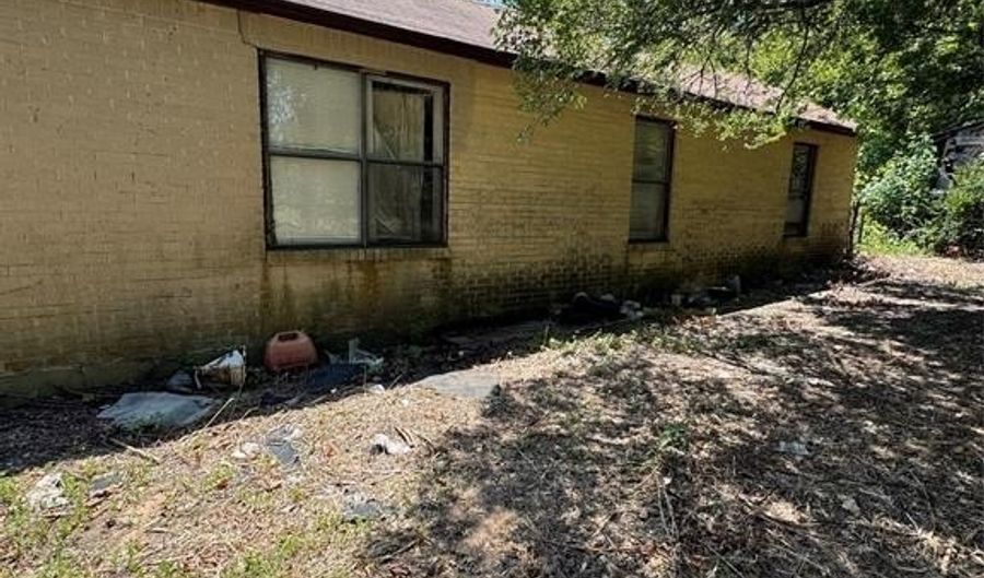 312 S Fairview St, Keene, TX 76059 - 3 Beds, 1 Bath