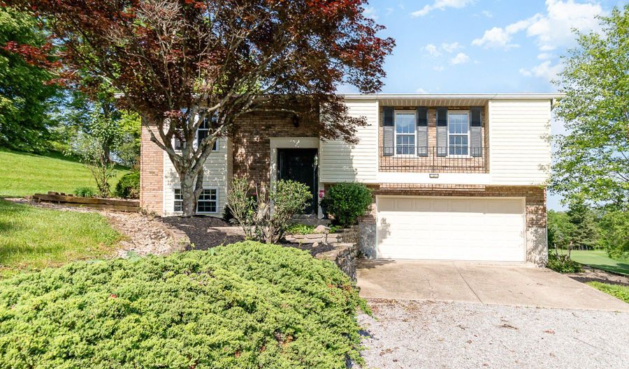 10646 Pleasant Ridge Rd, Alexandria, KY 41001 - 3 Beds, 3 Bath