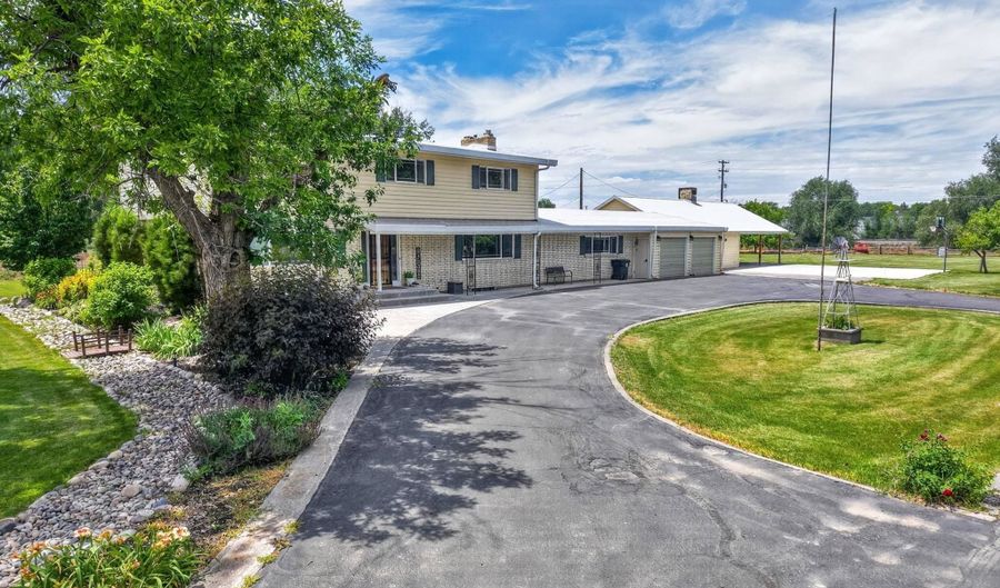 1385 S Shilling, Blackfoot, ID 83221 - 4 Beds, 3 Bath