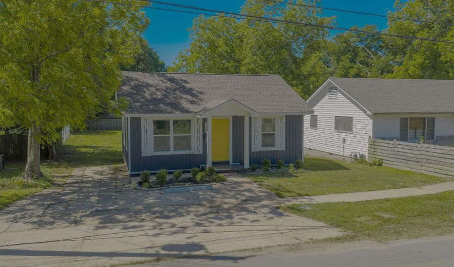 524 W Cross St, Benton, AR 72015 - 3 Beds, 2 Bath