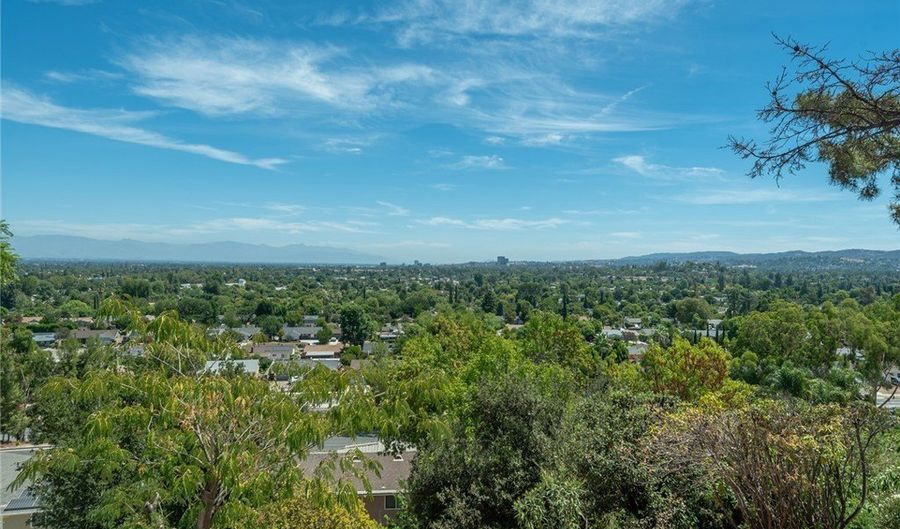 6496 Ellenview Ave, West Hills, CA 91307 - 4 Beds, 3 Bath