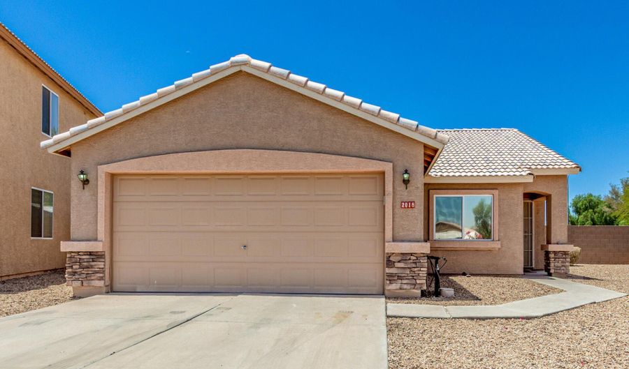 2018 N 104TH Dr, Avondale, AZ 85392 - 3 Beds, 2 Bath