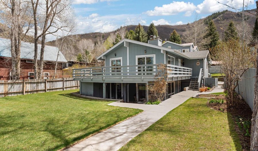 534 And 536 Spruce St 1 And 2, Aspen, CO 81611 - 7 Beds, 6 Bath