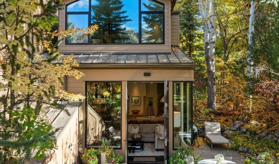 155 Lone Pine Rd 12, Aspen, CO 81611 - 3 Beds, 3 Bath