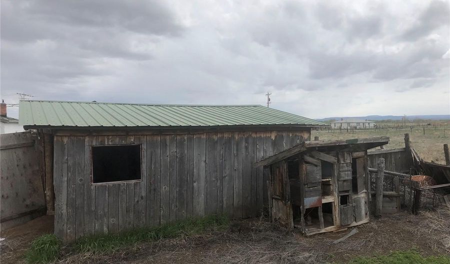 16967 County Road G, Antonito, CO 81120 - 2 Beds, 1 Bath