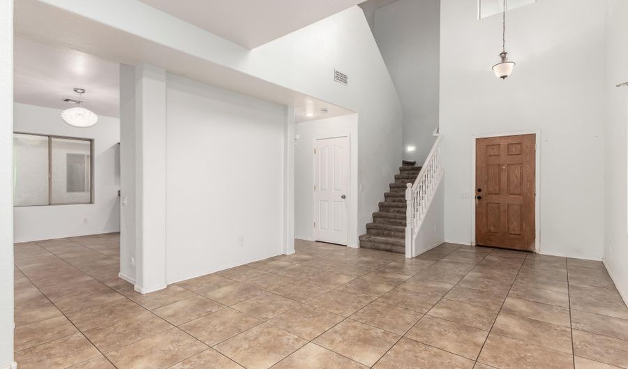 11738 W GRANT St, Avondale, AZ 85323 - 4 Beds, 2 Bath