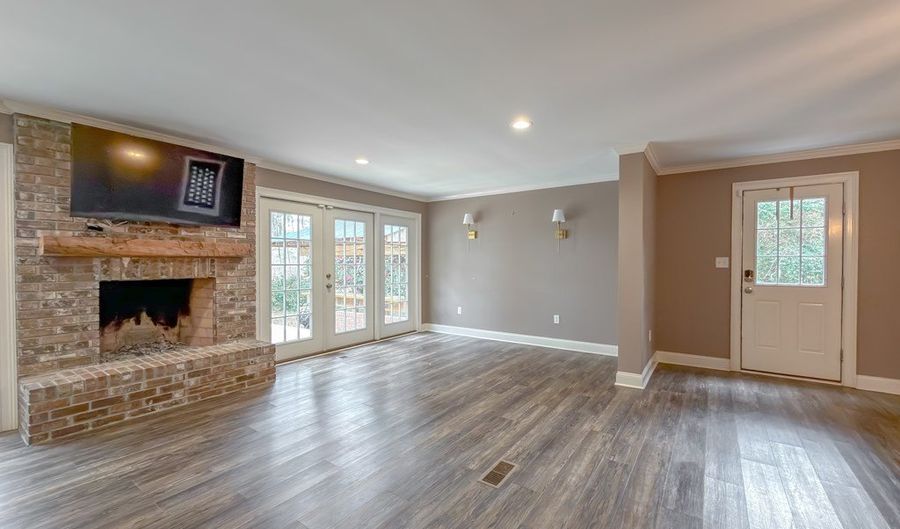 1911 Lake Douglas Rd, Bainbridge, GA 39819 - 4 Beds, 4 Bath