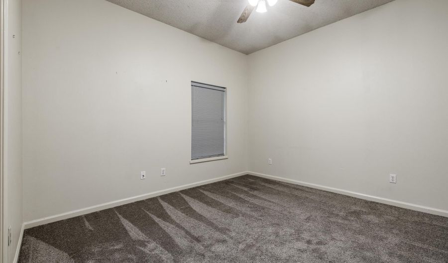1327 Hunter St, Arkadelphia, AR 71923 - 3 Beds, 2 Bath