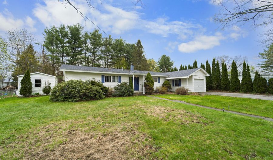 42 Sugarloaf Ln, Bangor, ME 04401 - 3 Beds, 2 Bath