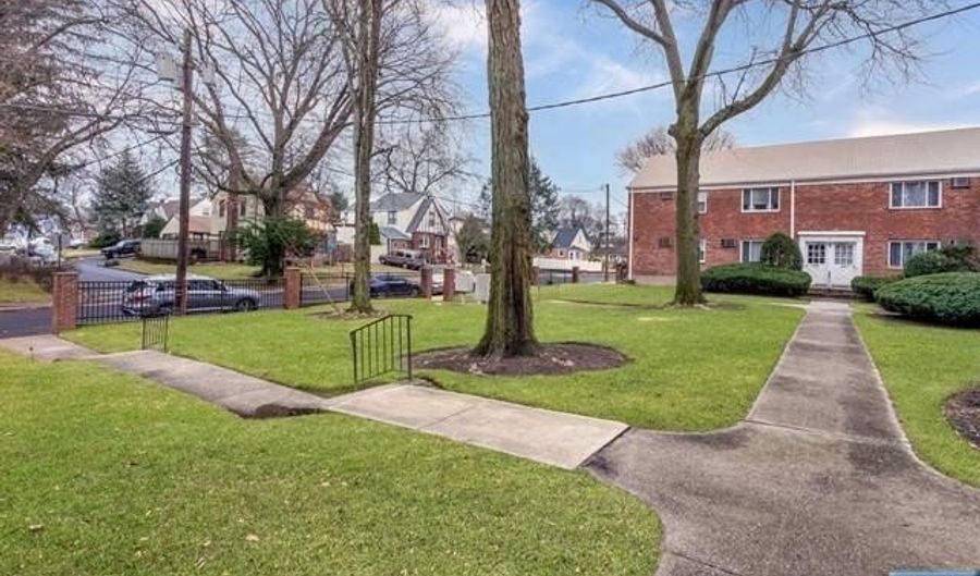 50 S First St, Bergenfield, NJ 07621 - 2 Beds, 1 Bath