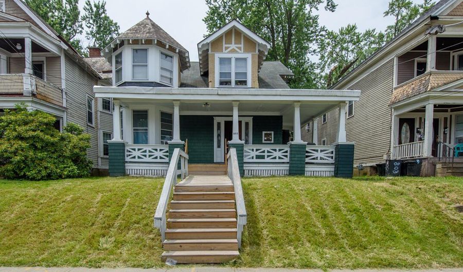 802 Myrtle Ave, Albany, NY 12208 - 5 Beds, 4 Bath