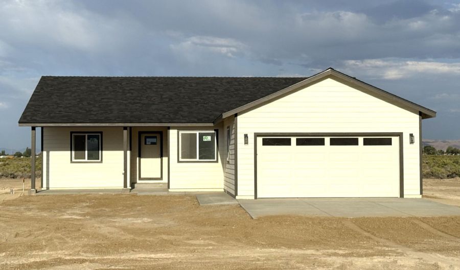700 Emerald Ln, Battle Mountain, NV 89820 - 3 Beds, 2 Bath