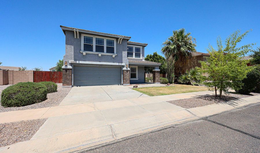11958 W APACHE St, Avondale, AZ 85323 - 3 Beds, 3 Bath
