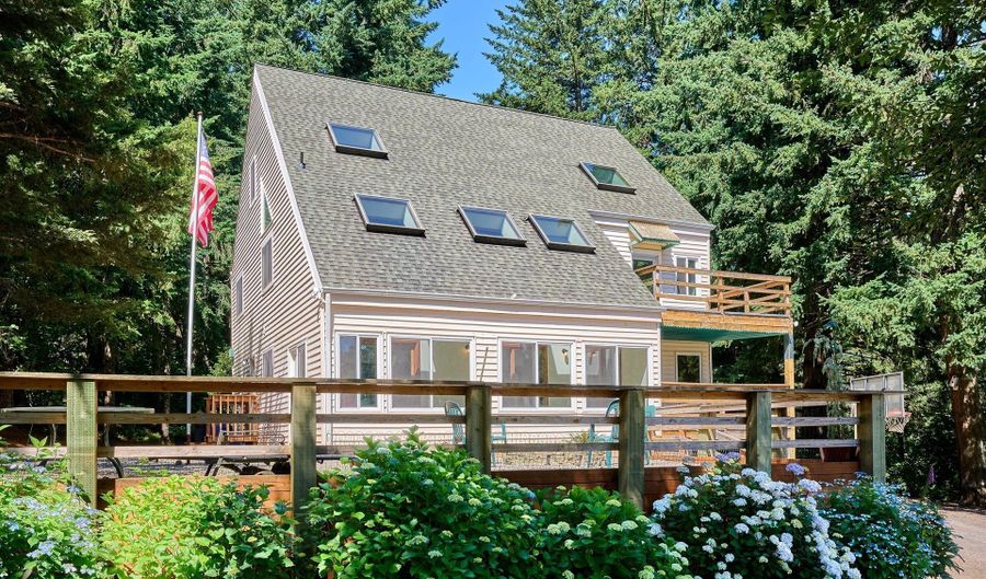 24983 S BEESON Rd, Beavercreek, OR 97004 - 3 Beds, 4 Bath