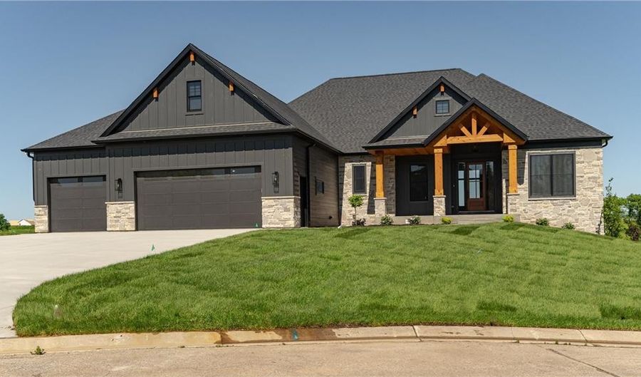 1513 Epperstone Enclave, Byron, MN 55920 - 5 Beds, 3 Bath