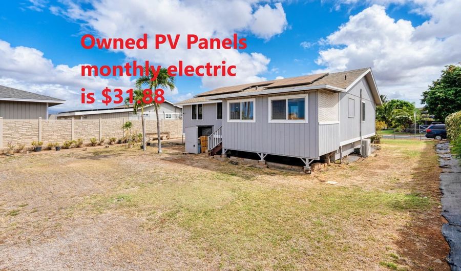 264 HUMUPEA Pl, Kihei, HI 96753 - 3 Beds, 2 Bath