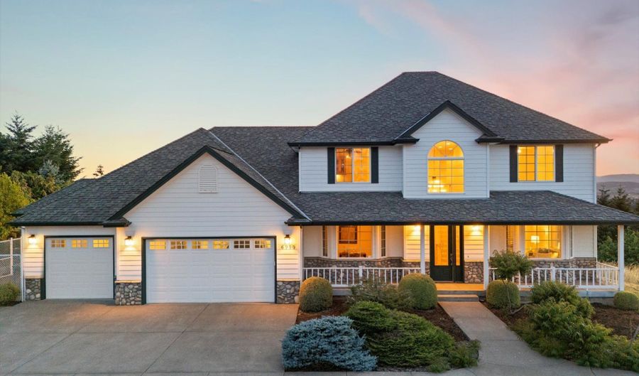 6990 SE EOLA HILLS Rd, Amity, OR 97101 - 4 Beds, 4 Bath