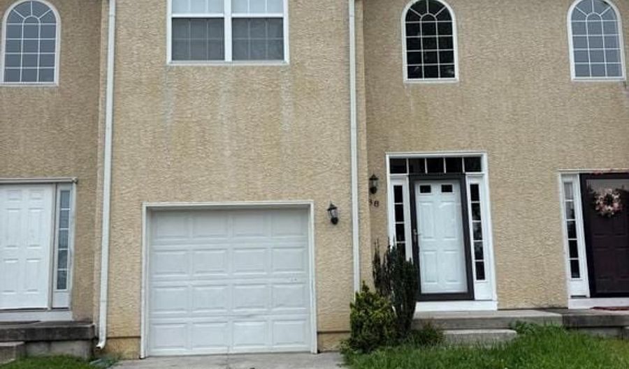 88 SMYRNA Ave, Clayton, DE 19938 - 3 Beds, 3 Bath