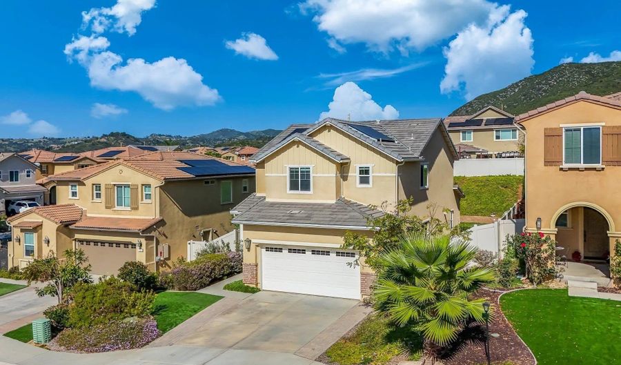 310 Falabella Ln, Fallbrook, CA 92028 - 4 Beds, 3 Bath