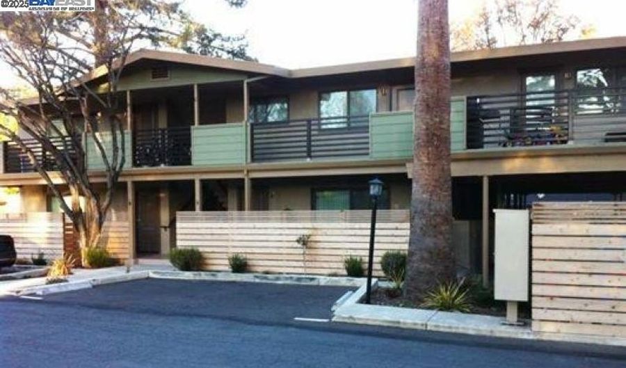 50 Casa Maria Ct C, Alamo, CA 94507 - 3 Beds, 2 Bath