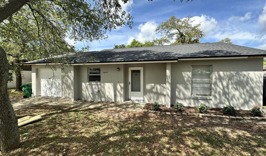 5680 Holden Rd, Cocoa, FL 32927 - 2 Beds, 1 Bath