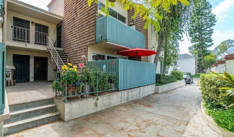 5700 Etiwanda Ave 252, Los Angeles, CA 91356 - 3 Beds, 2 Bath