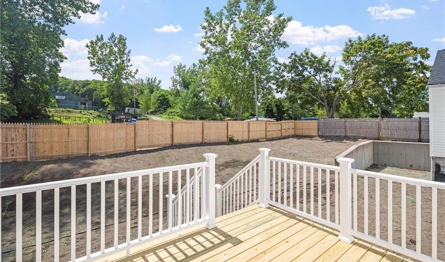 1008 Toll Gate Rd, Warwick, RI 02886 - 3 Beds, 1 Bath