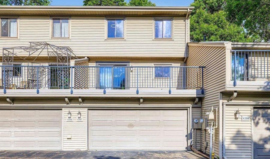 4387 Arden View Ct, Arden Hills, MN 55112 - 3 Beds, 2 Bath