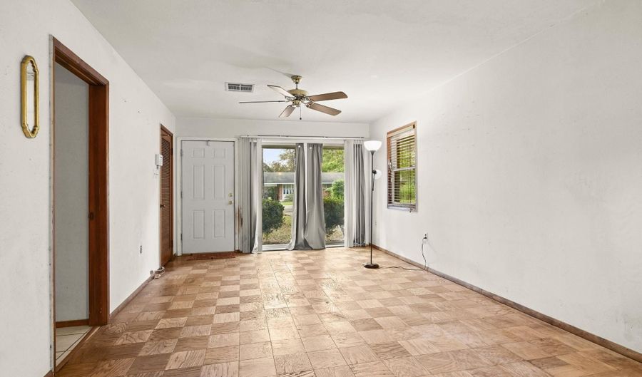 736 Harvey Dr, Baton Rouge, LA 70815 - 3 Beds, 1 Bath