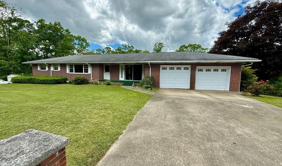 1204 SULLIVAN Rd, Beaver, WV 25813 - 3 Beds, 2 Bath