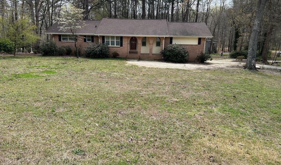 931 Mulberry Rd, Clayton, NC 27520 - 4 Beds, 3 Bath